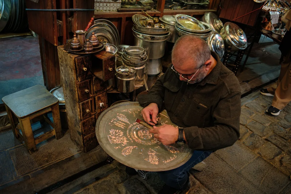 سینی مسی قلم‌زنی