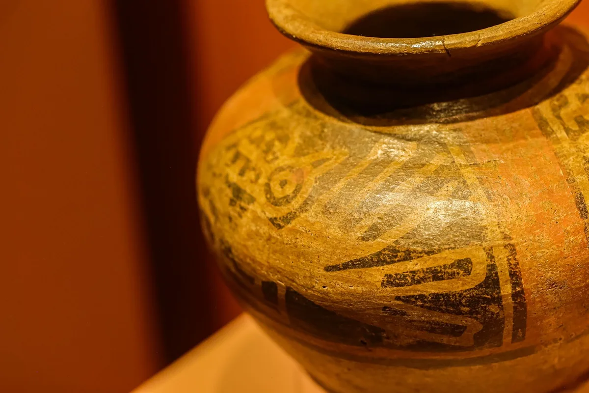 کوزه سفالی کلپورگان
